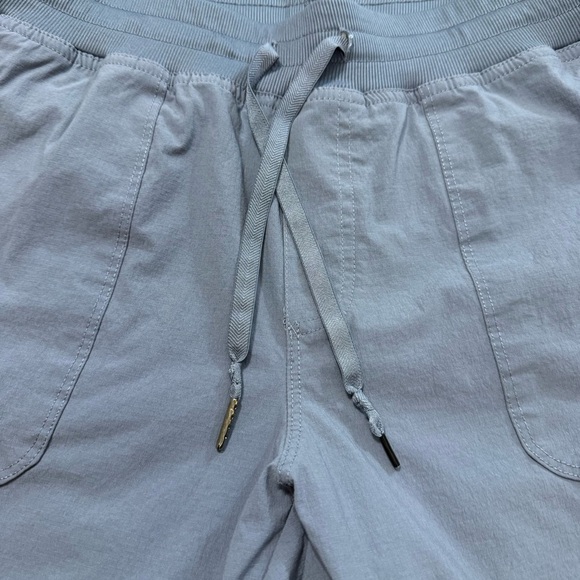 Eddie Bauer Blue Cargo Pants drawstring waist women’s size M - Picture 5 of 9